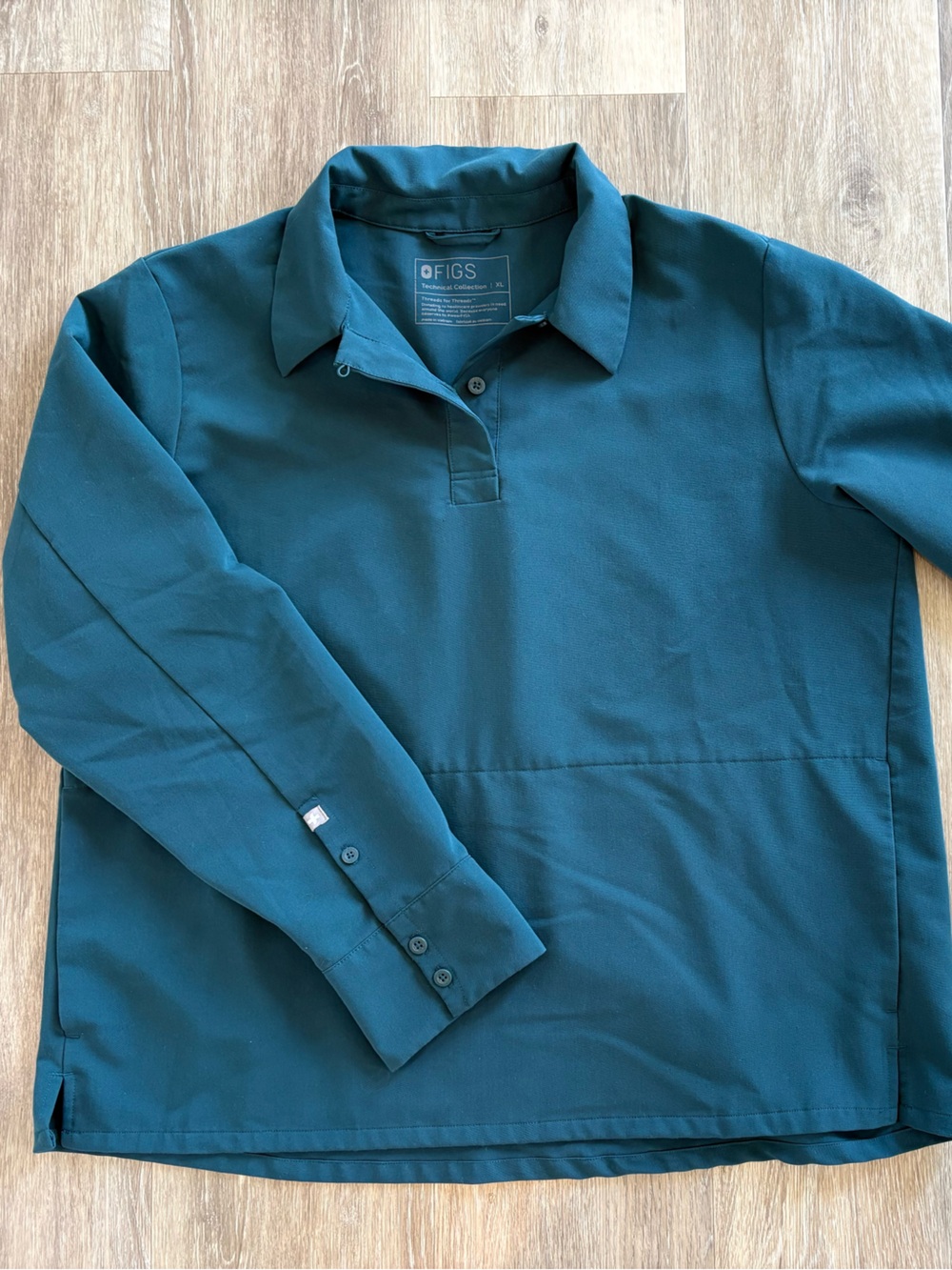 FIGS Women’s Technical Collection Nala Long Sleeve Polo size XL Caribbean Blue